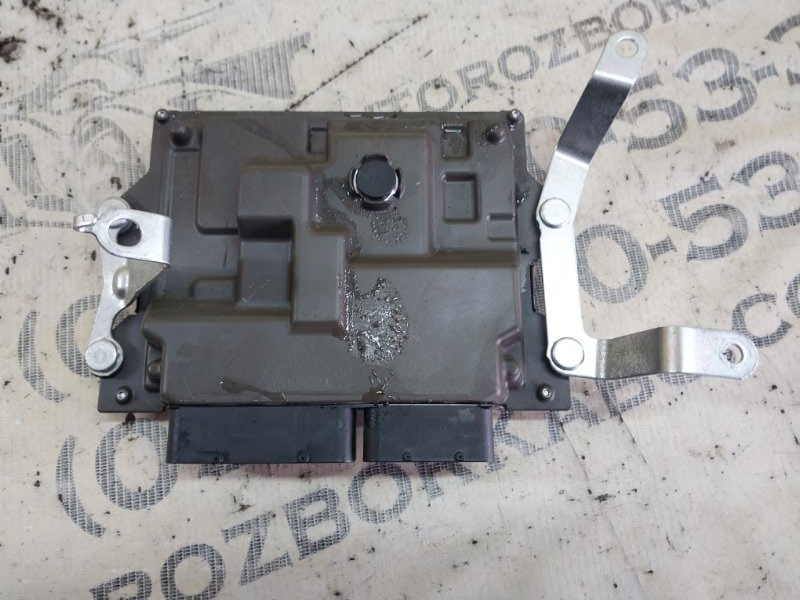 Блок управления двигателем Legacy 2021 BW 2.4