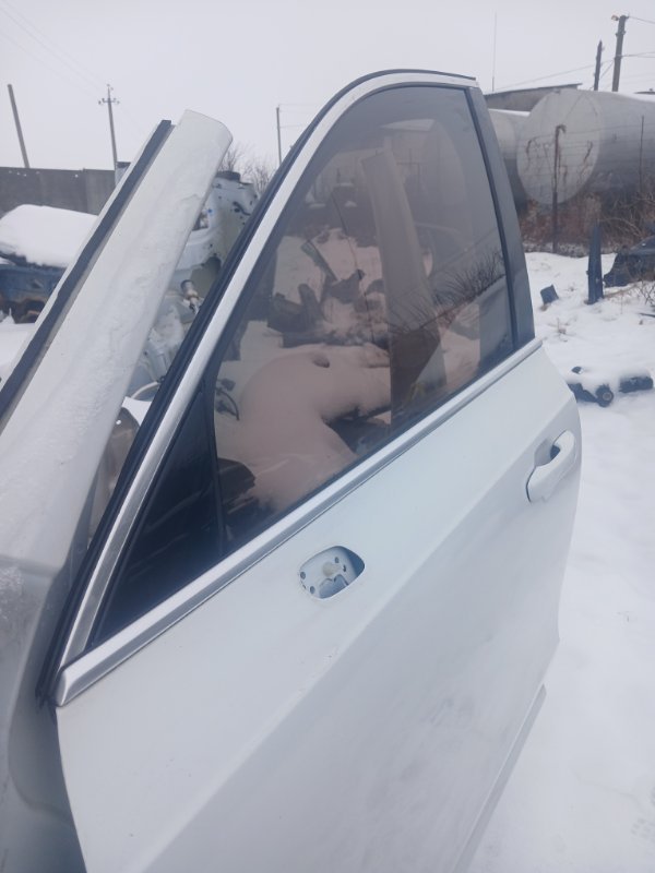 Двери передние левые XC90 2016 t27 Двери передние левые XC90 2016 t27