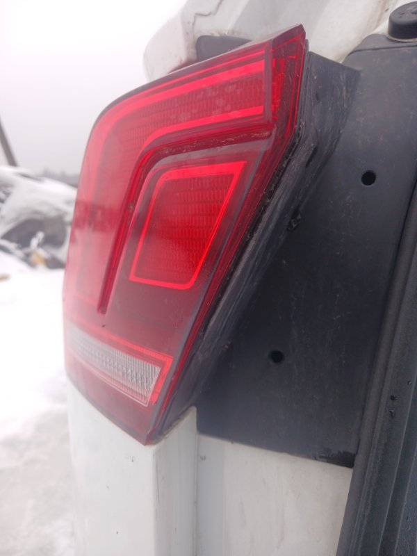 Фонарь внешний в крыло задний левый Volkswagen Tiguan Tiguan 2 2.0 DGUA