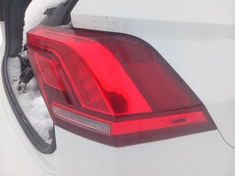 Фонарь внешний в крыло задний правый Tiguan 2019 Tiguan 2 2.0 DGUA
