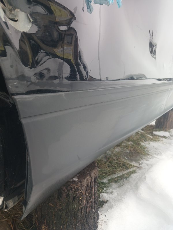 Накладка двери задняя правая Tiguan 2022 Tiguan 2 2.0 DTEA Накладка двери задняя правая Tiguan 2022 Tiguan 2 2.0 DTEA