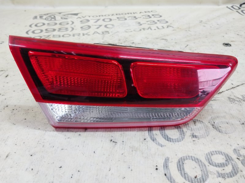 Фонарь внутренний левый Optima JF 2018 FWD 2.4