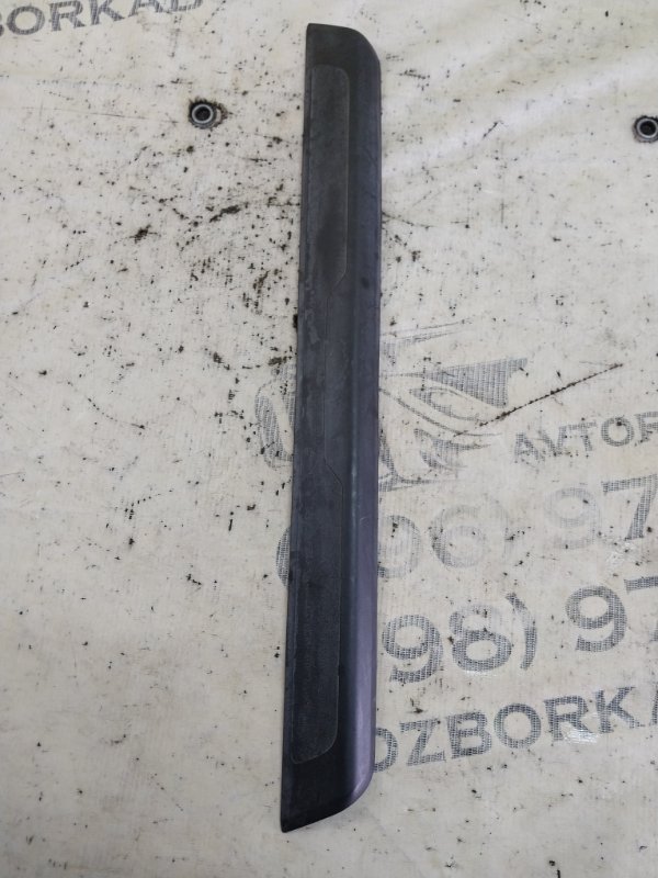 Накладка порога передняя Q3 2021 83A 2.0 CZRA