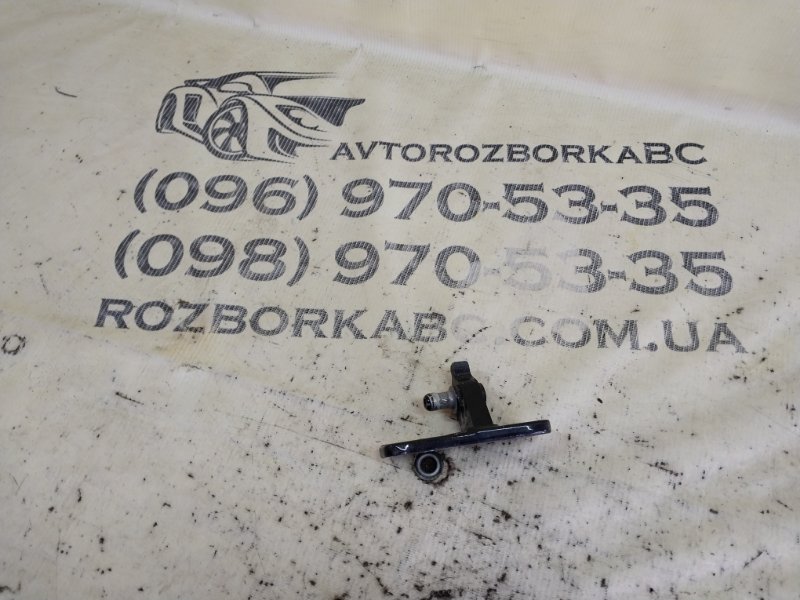 Петля двери верхняя передняя правая Mercedes-Benz GLC 300 2019 X253 27492031635081 A 205 720 06 37 Б/У