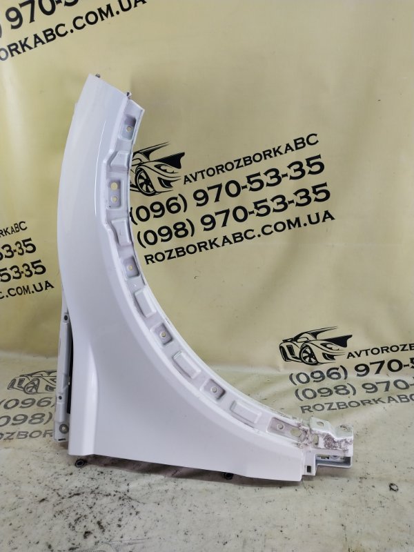 Крыло переднее правое Land Rover Evoque 2016 L538 2.0L 16V TIVCT T/C Gen2 BJ3216005AG Б/У