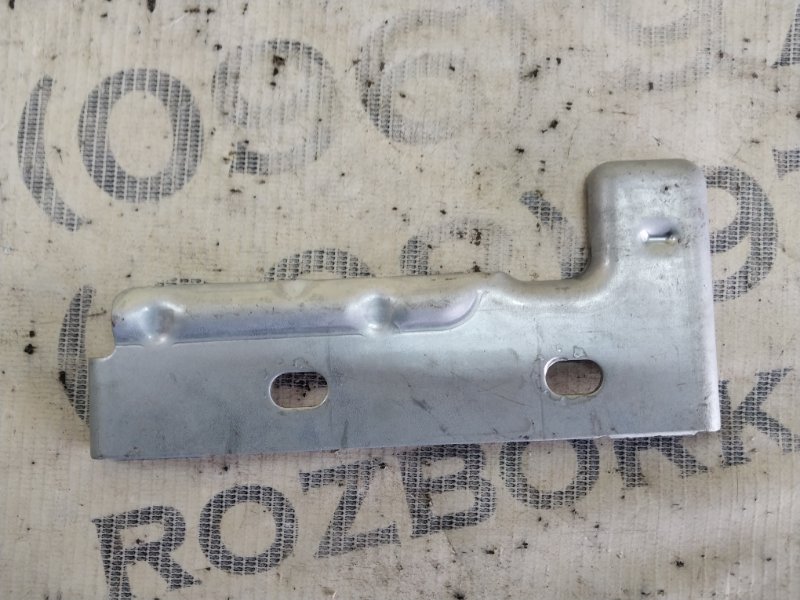 Крепление аккумулятора Q7 2016 4M 3.0