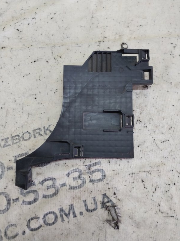 Кронштейн крепление фары правый Evoque 2016 L538 2.0L 16V TIVCT T/C Gen2