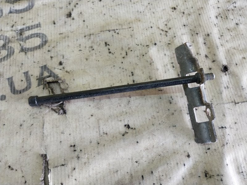 Крепление аккумулятора Evoque 2016 L538 2.0L 16V TIVCT T/C Gen2