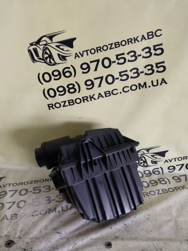 Корпус воздушного фильтра Land Rover Evoque 2016 L538 2.0L 16V TIVCT T/C Gen2 EJ325L232BD Б/У