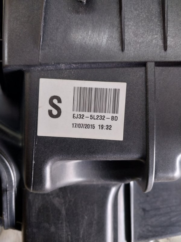 Корпус воздушного фильтра Evoque 2016 L538 2.0L 16V TIVCT T/C Gen2