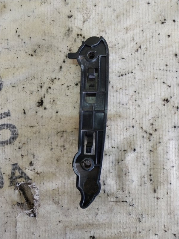 Кронштейн бампера левый Evoque 2016 L538 2.0L 16V TIVCT T/C Gen2