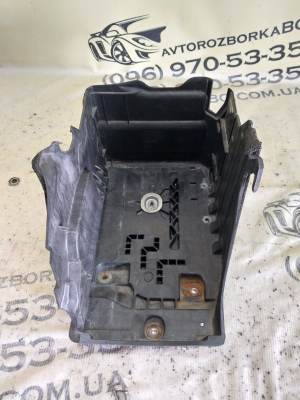 Полка акумулятора Evoque 2016 L538 2.0L 16V TIVCT T/C Gen2