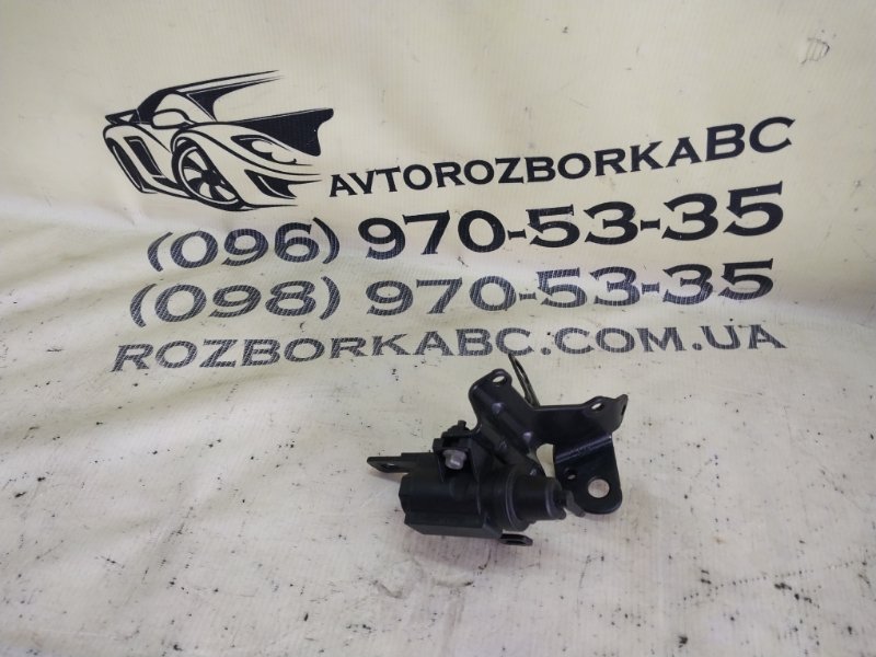 Клапан вакуумный Land Rover Evoque 2016 L538 2.0L 16V TIVCT T/C Gen2 CB5E9E822AA Б/У
