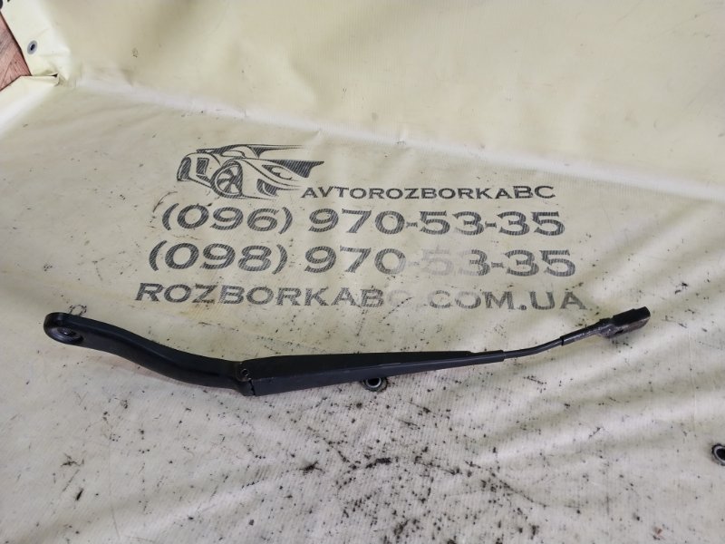 Дворник лобового стекла левый Land Rover Evoque 2016 L538 2.0L 16V TIVCT T/C Gen2 BJ3217527AB Б/У