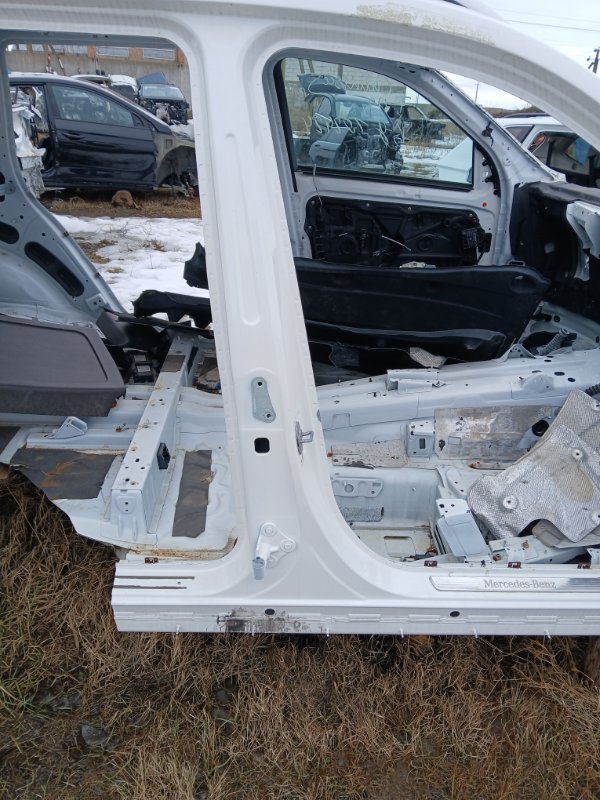 Центральная стойка кузова правая Mercedes-Benz gl 450 2015 x166 276 3.0 biturbo A1666301800 Б/У