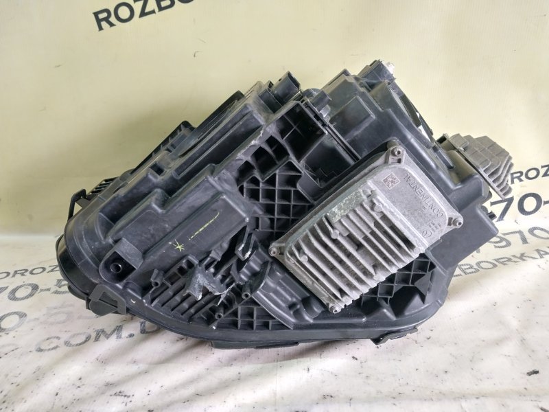 Фара правая GLB 2021 X247 26092030239285 Фара правая GLB 2021 X247 26092030239285