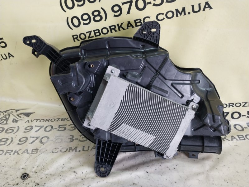 Сабвуфер Ford Explorer 3.0