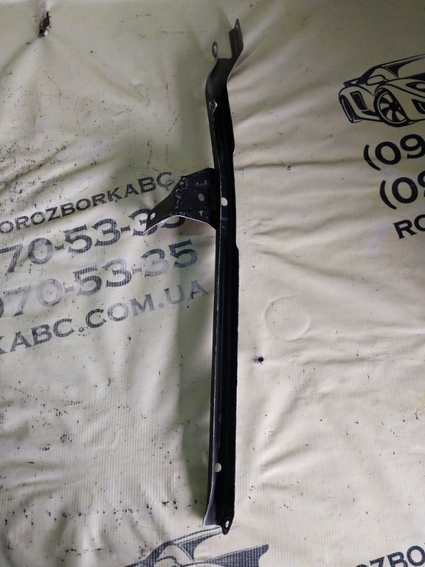 Кронштейн замка капота Toyota HIGHLANDER L 2.4