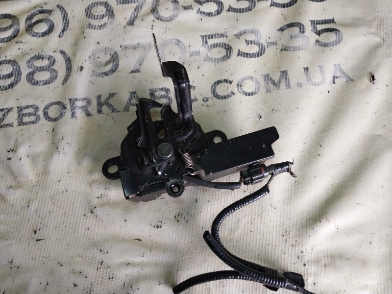 Замок капота HIGHLANDER 2023 L 2.4