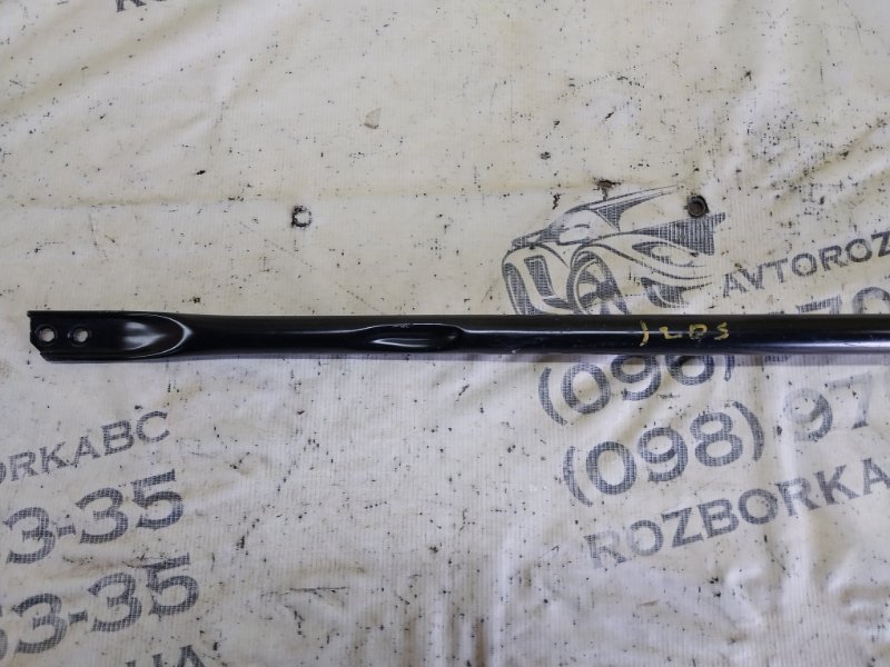 Розпорка передняя Audi Q5 80A 2.0