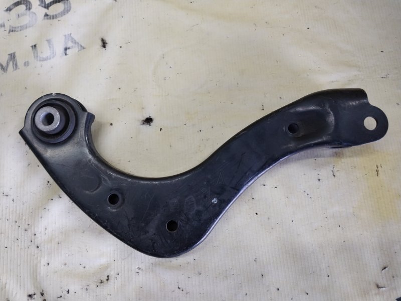 Рычаг задний левый Lexus UX 200 2.0