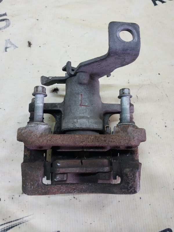 Суппорт тормозной задний левый Hyundai Ioniq Hybrid 1.6 DOHC - GDI