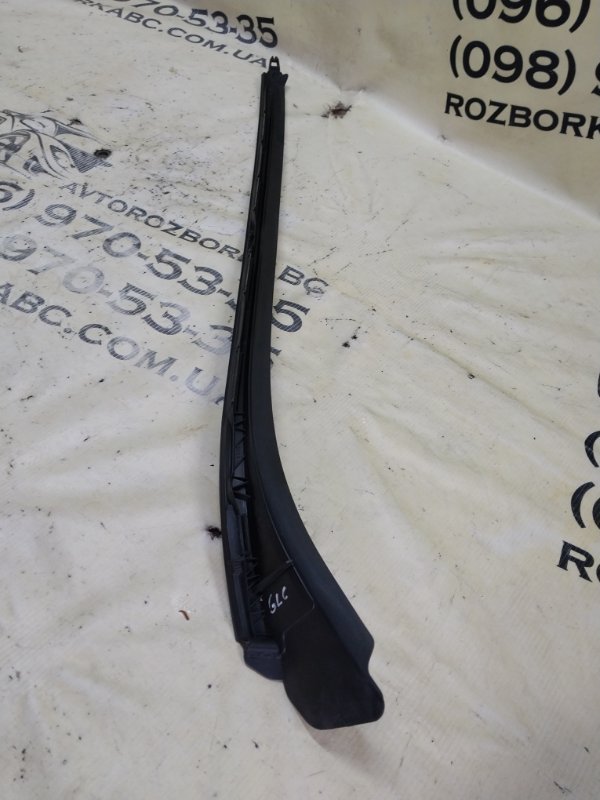 Молдинг лобового стекла передний левый Mercedes-Benz GLB X247 26092030239285