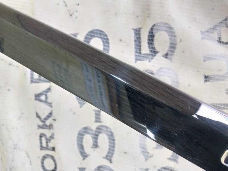 Декоративная накладка торпедо Q5 2018 80A 2.0