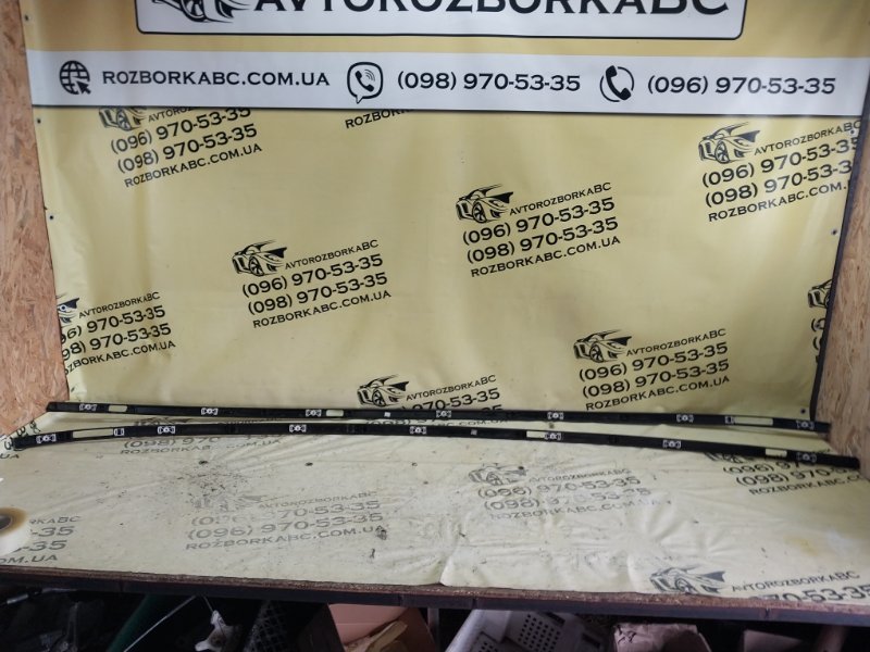 Молдинг крыши gl 450 2015 x166 276 3.0 biturbo