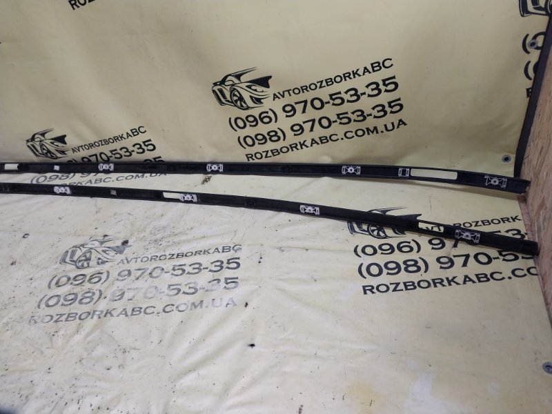 Молдинг крыши gl 450 2015 x166 276 3.0 biturbo