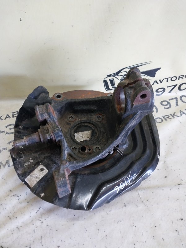 Цапфа передняя левая X3 2016 F25 2.0