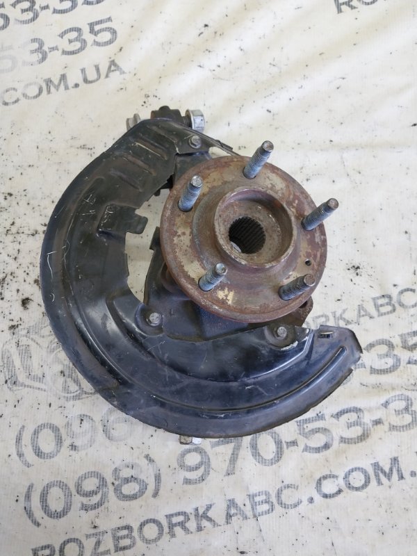 Цапфа передняя левая Chevrolet Camaro LT 3.6