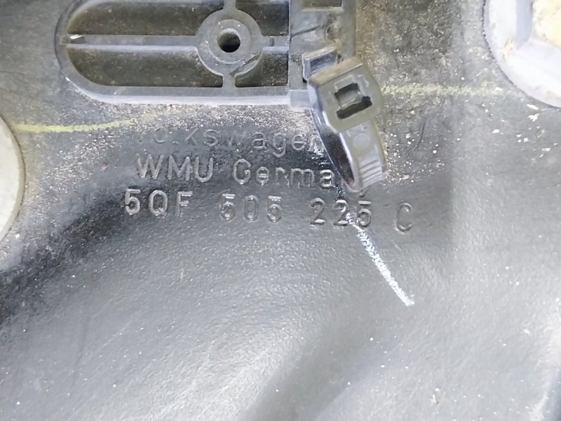 Цапфа задняя левая volkswagen Tiguan ALLSPACE 2.0