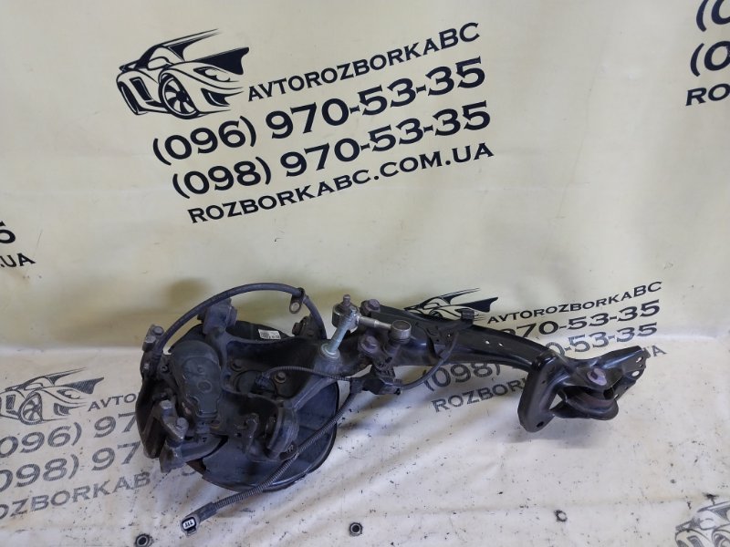 Цапфа задняя правая Lexus UX 2019 200 2.0 4230476030 Б/У