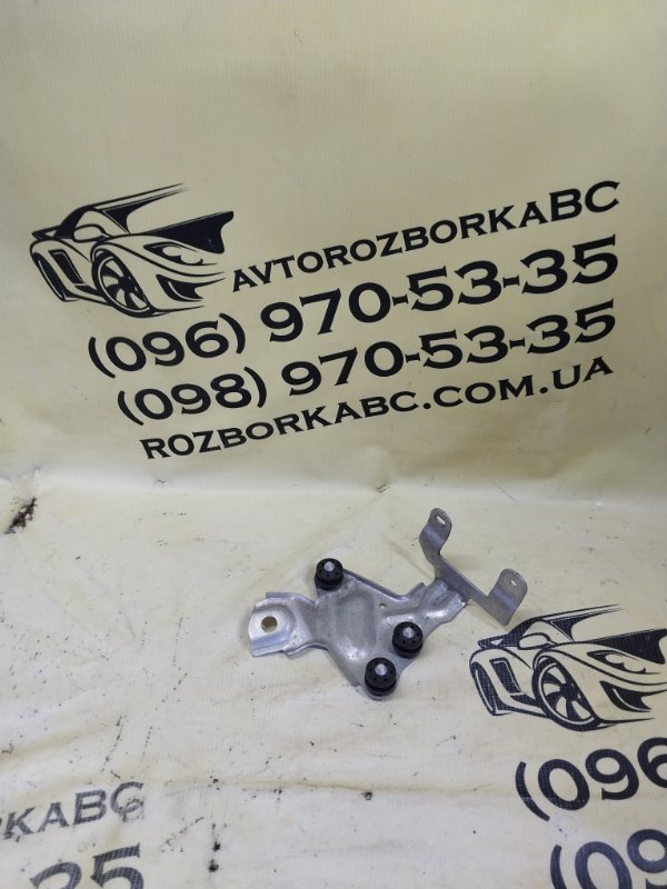 Запчасть кронштейн блока abs Audi Q7 2018 4M 3.0 4M0614125G Б/У Кронштейн блока ABS Audi Q7 2018 4M 3.0 4M0614125G Б/У