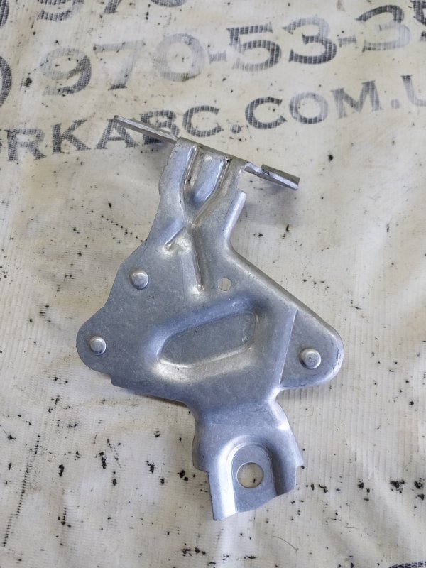 Кронштейн блока ABS Q7 2018 4M 3.0 Кронштейн блока ABS Q7 2018 4M 3.0