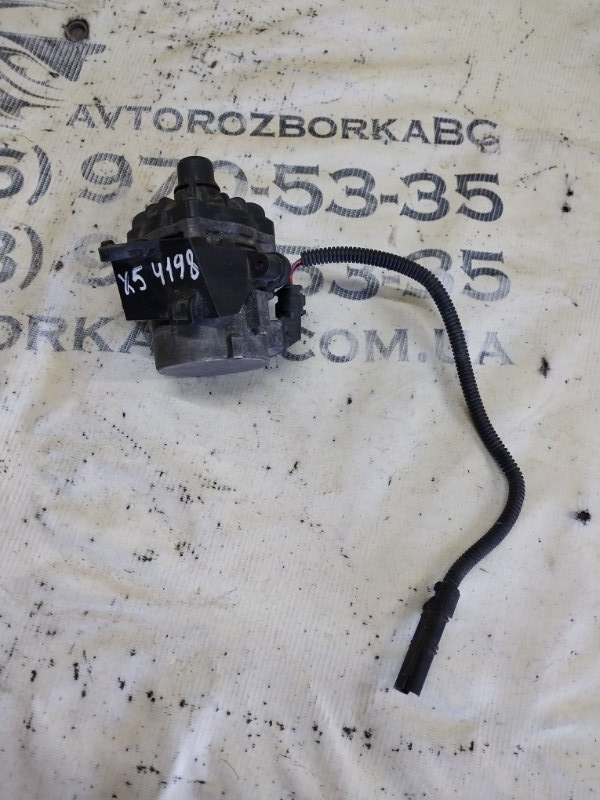 Дополнительная помпа X5 2018 F15 4.4 Дополнительная помпа X5 2018 F15 4.4