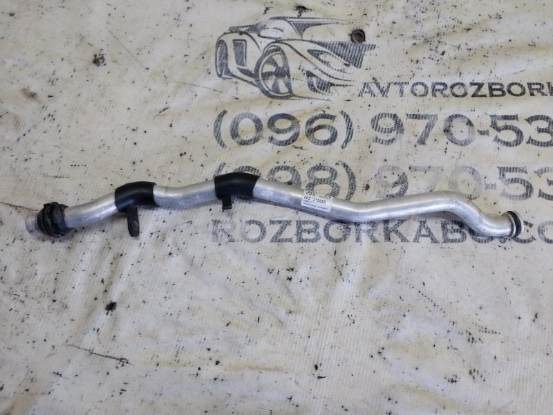 Трубка системы охлаждения Q7 2016 4M 3.0 Трубка системы охлаждения Q7 2016 4M 3.0