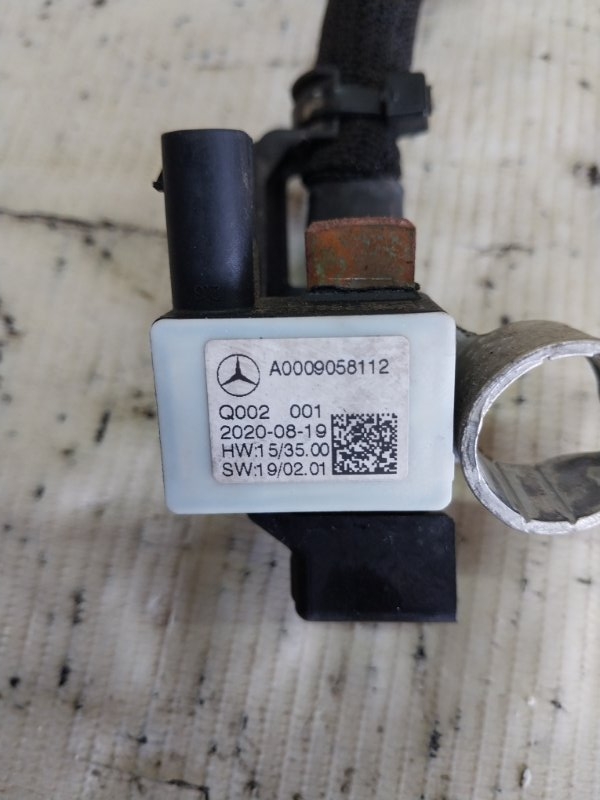 Клемма минусовая Mercedes-Benz GLB X247 26092030239285 Клемма минусовая Mercedes-Benz GLB X247 26092030239285