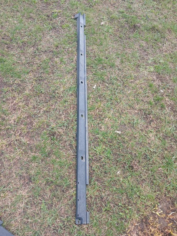 Накладка порога левая Audi Q3 2021 83A 2.0 CZRA 83A853889 Б/У