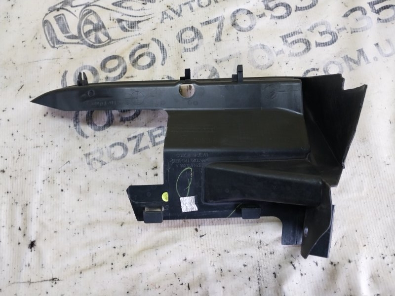 Уплотнитель жабо правый Volkswagen Tiguan Tiguan 3 2.0 DYLB