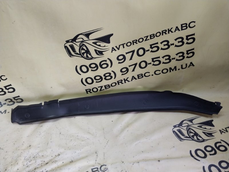 Пыльник крыла левый Volkswagen Tiguan 2025 Tiguan 3 2.0 DYLB 57N 821 111 Б/У