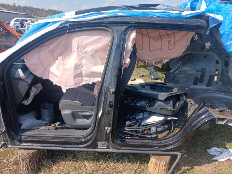 Порог кузова левый Volkswagen Tiguan 2025 Tiguan 3 2.0 DYLB 57N 809 605 Б/У