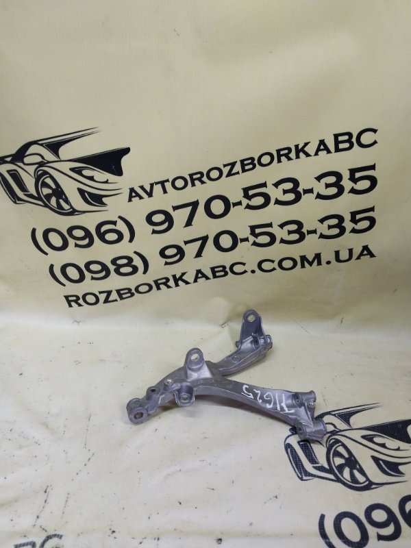 Запчасть кронштейн Volkswagen Tiguan 2025 Tiguan 3 2.0 DYLB 06R129724D Б/У Кронштейн Volkswagen Tiguan 2025 Tiguan 3 2.0 DYLB 06R129724D Б/У