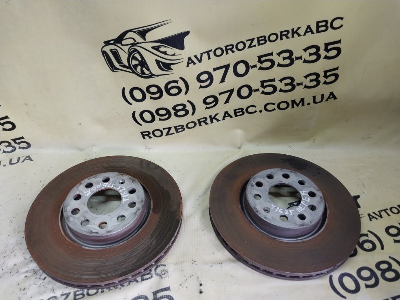 Запчасть диск тормозной передний Volkswagen Tiguan 2025 Tiguan 3 2.0 DYLB 5QV615301 Б/У Диск тормозной передний Volkswagen Tiguan 2025 Tiguan 3 2.0 DYLB 5QV615301 Б/У