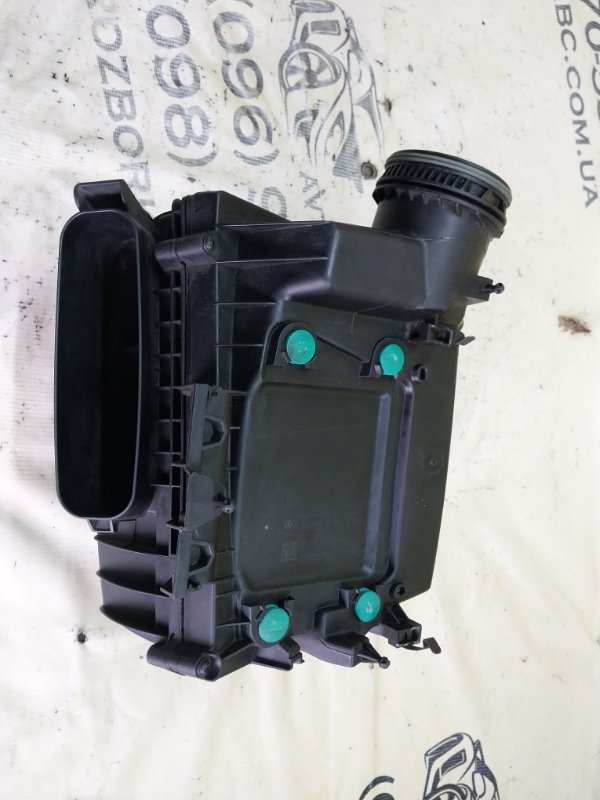 Корпус воздушного фильтра GLB 2020 X247 D260920(D19) Корпус воздушного фильтра GLB 2020 X247 D260920(D19)