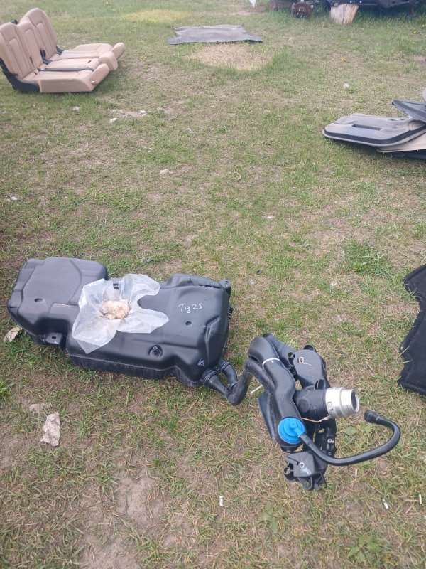 Бак топливный Volkswagen Tiguan 2025 Tiguan 3 2.0 DYLB 5QS 201 060 AH Б/У