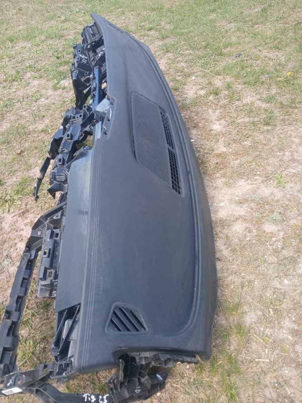 Торпедо Tiguan 2025 Tiguan 3 2.0 DYLB