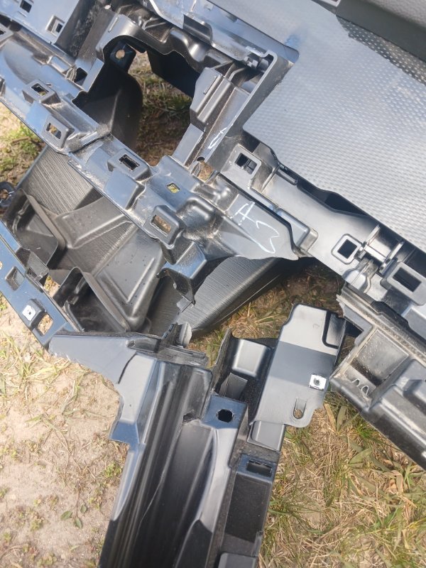 Торпедо Tiguan 2025 Tiguan 3 2.0 DYLB