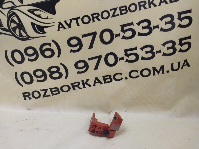 Петля двери левая Audi Q3 2021 83A 2.0 CZRA 8W0833403A Б/У